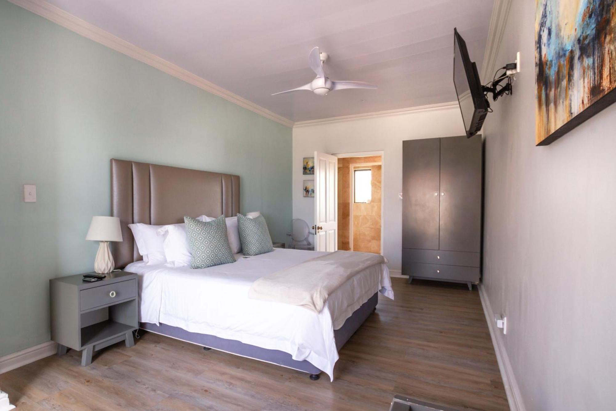 Chateau De Marine Boutique Hotel & Wellness ストロイスバーイ エクステリア 写真